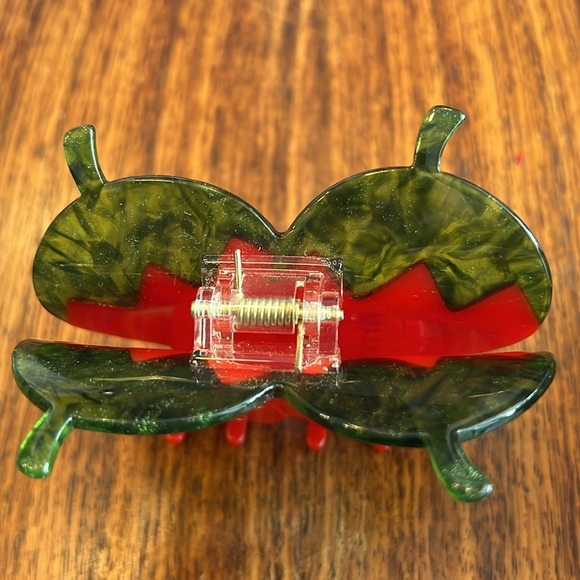 Adorable Jenny Lemons Double Strawberry Claw Clip - Picture 5 of 6